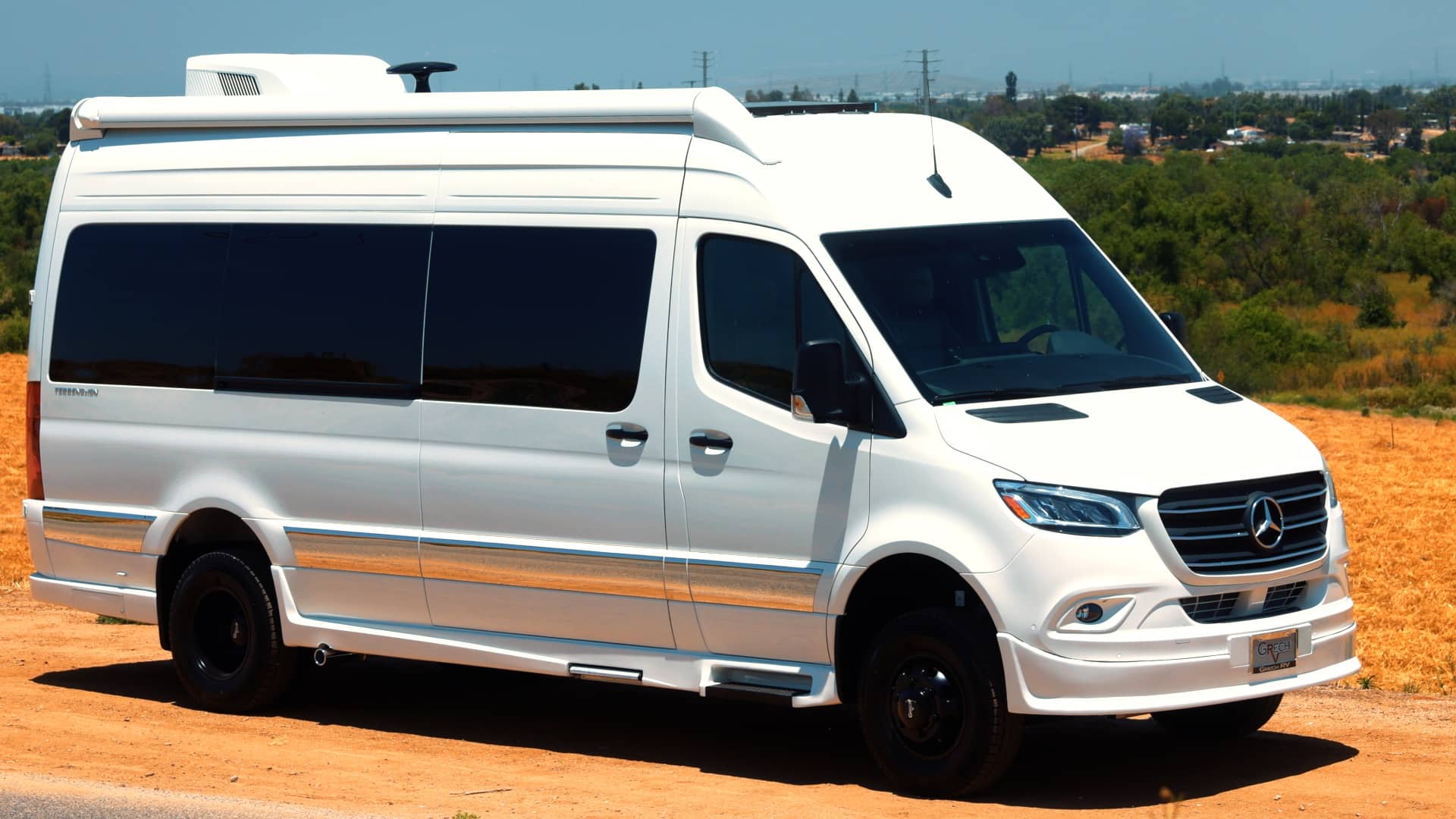 2027 VACANZA-ion 22 AWD